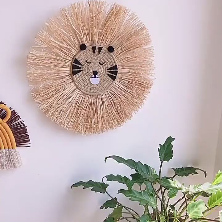 Raffia Lion Face Wall Hanging for Nursery or Nordic / Boho Deco