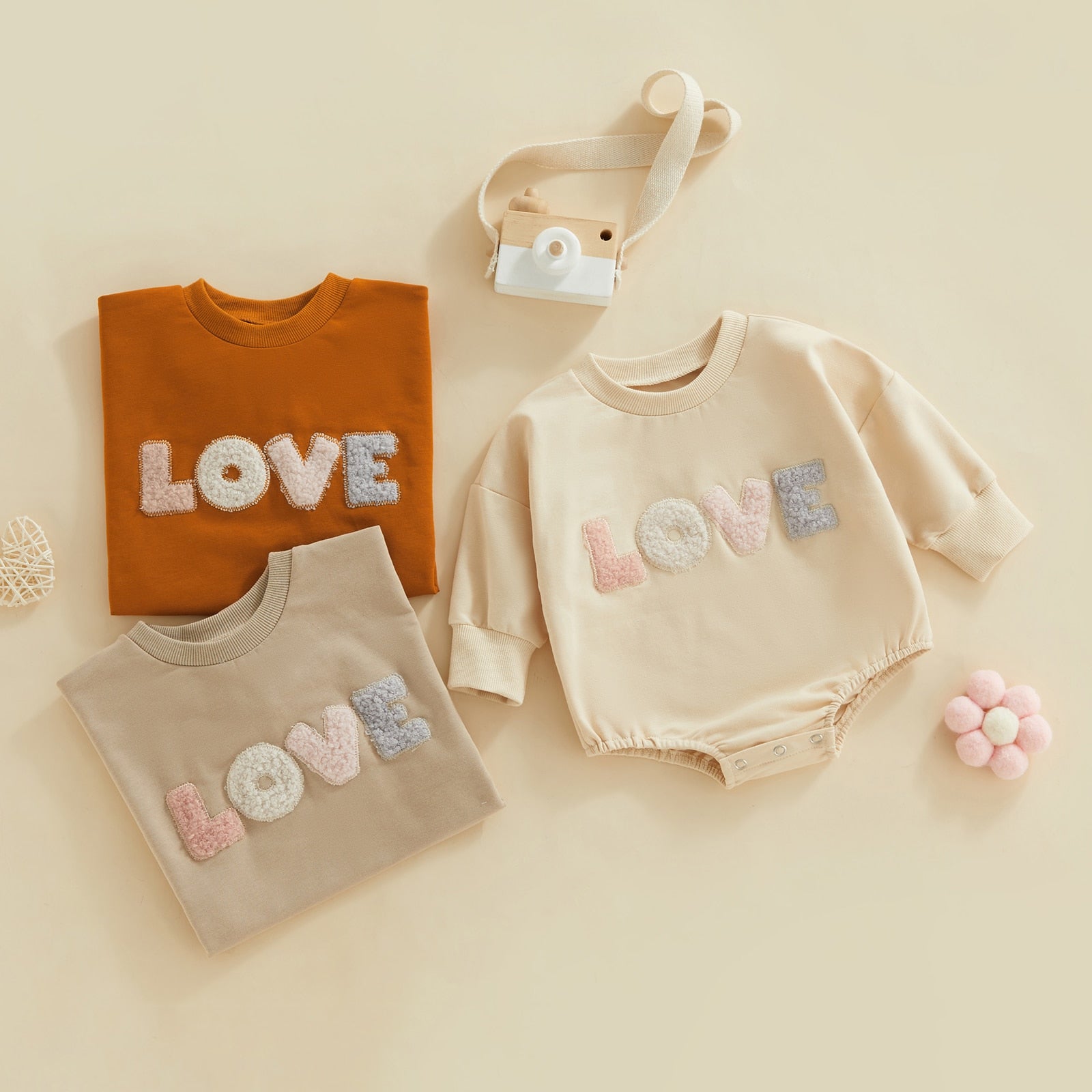 Baby Girl Romper Cute LOVE Letter Long Sleeve Jumpsuit.