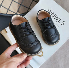 Boys Oxford Shoes-Welcome! Thanks for looking in our shop Please refer to size chart in pictures and measure your childs foot 
Stunning oxford style vegan leather shoes - classic styl-Bijou Bubs