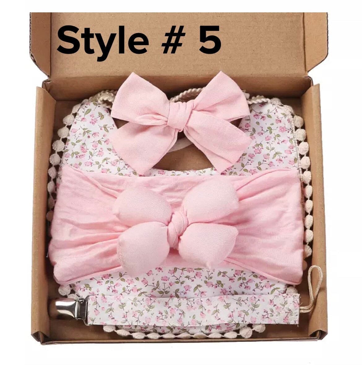 Baby Shower Gift Box 3 Piece Set with Bib & Bow Headband-This beautiful hamper has been carefully made and packaged with love for a very special baby girl.This gorgeous hamper includes :1 x cotton baby bib 1 x Matching flo-Bijou Bubs
